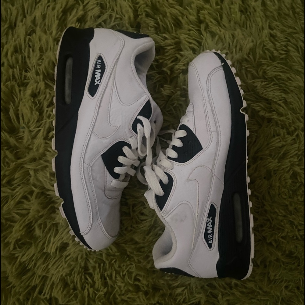 nike air max 90 black & white color way